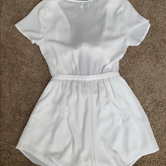 Princess Polly White Romper - Picture 6 of 7